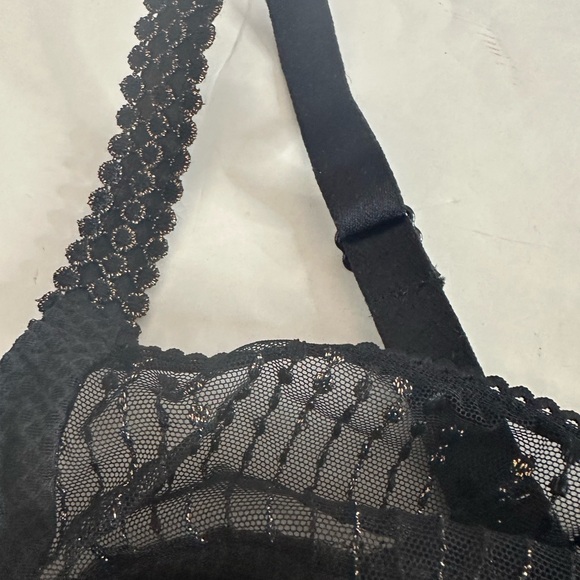 Chantelle Black Sheer Underwire Bra - Picture 6 of 11